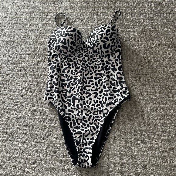 Pink Lily Other - Caitlin Covington Pink Lilly One Piece Swimsuit Cheetah Black Pink White Large L